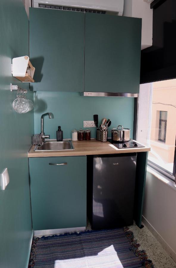 Central Urban Studio A Athènes Extérieur photo